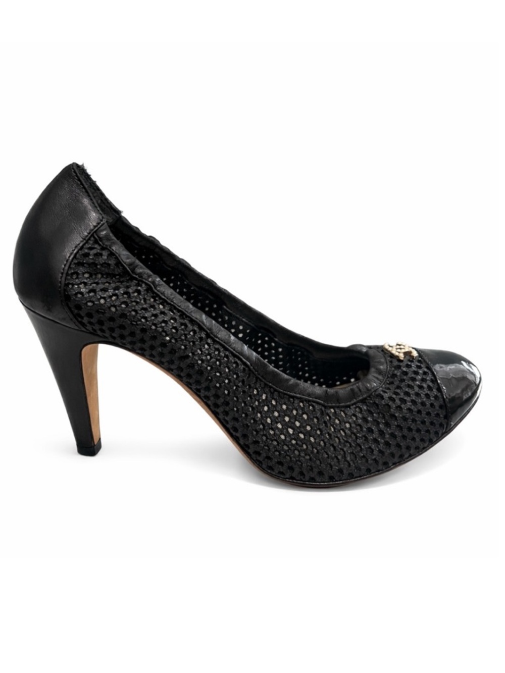 CHANEL Black Mesh Pearl CC Logo Cap Toe Pump Heels Size 38 1/2